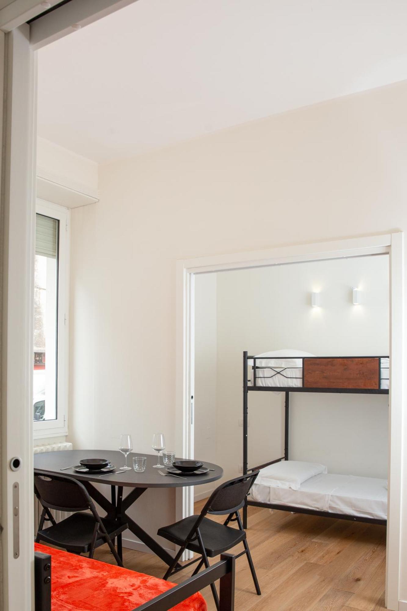 Klimt Central Station - Two Room Apartment Μιλάνο Εξωτερικό φωτογραφία