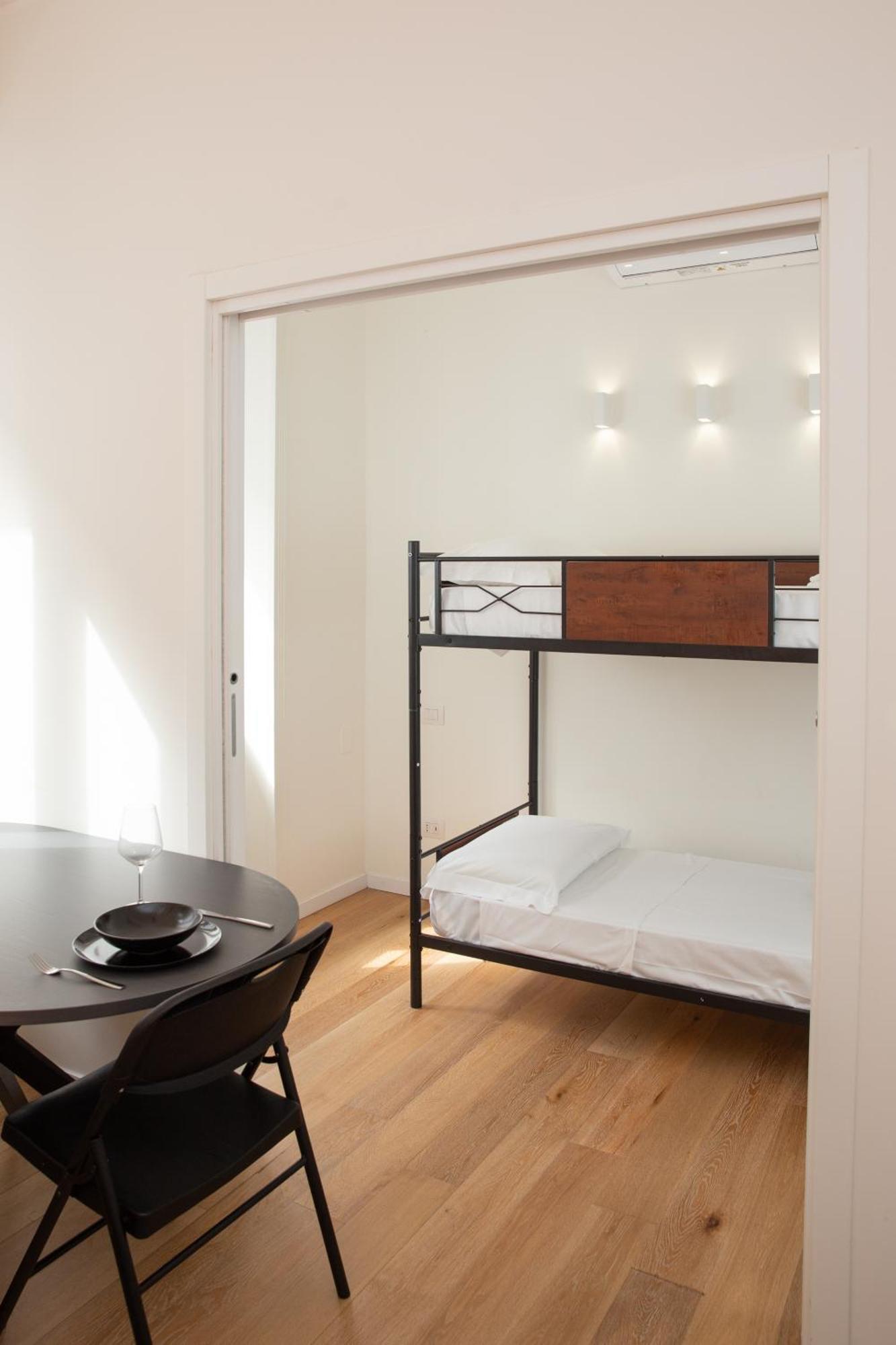 Klimt Central Station - Two Room Apartment Μιλάνο Εξωτερικό φωτογραφία