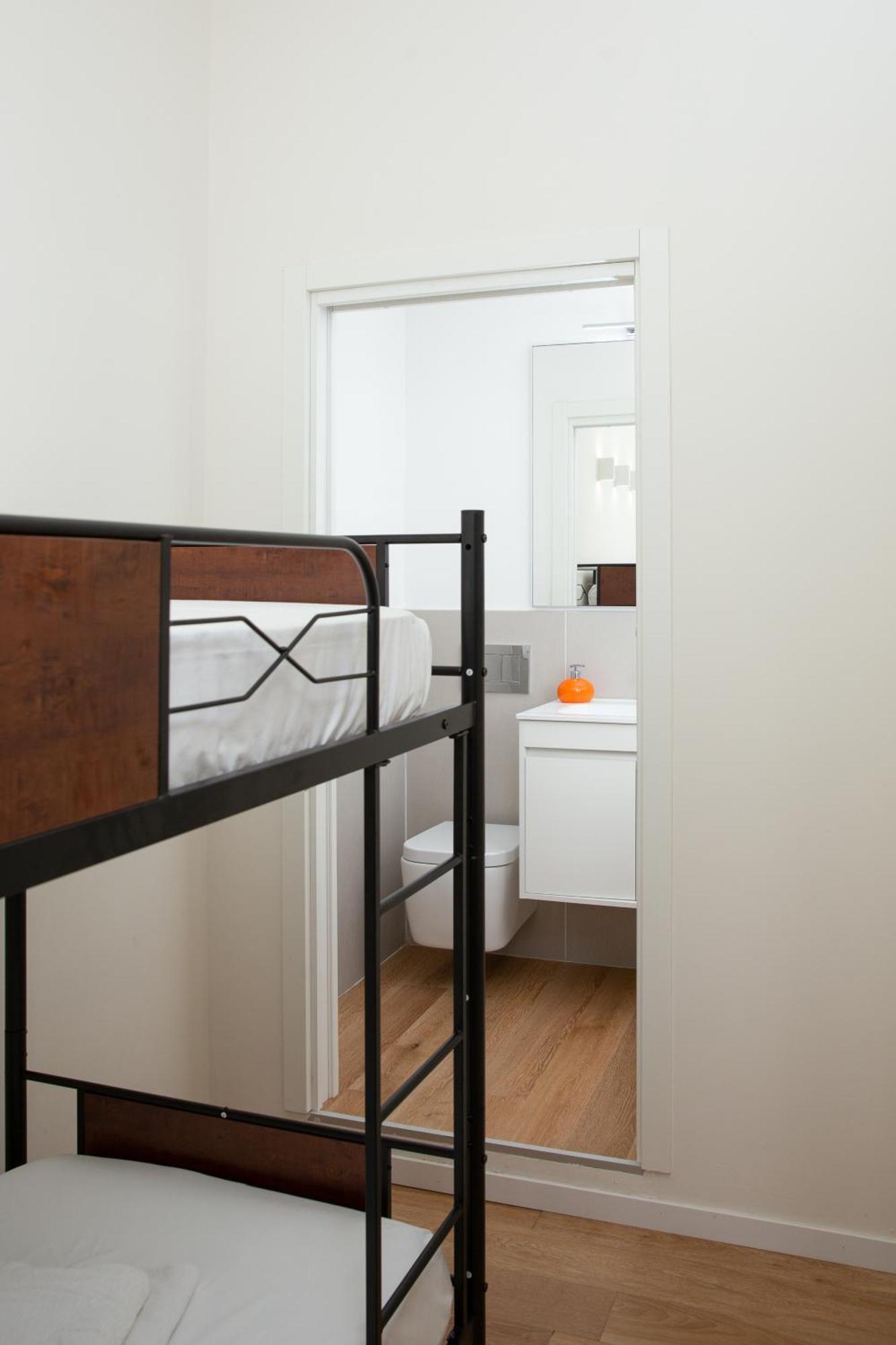 Klimt Central Station - Two Room Apartment Μιλάνο Εξωτερικό φωτογραφία